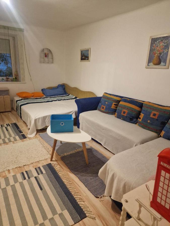 Villa Kerekparos Es Zarandok Vendeghaz Apostag Exterior foto