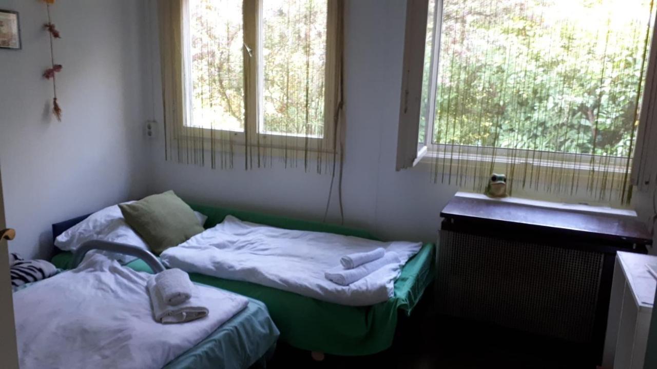 Villa Kerekparos Es Zarandok Vendeghaz Apostag Exterior foto