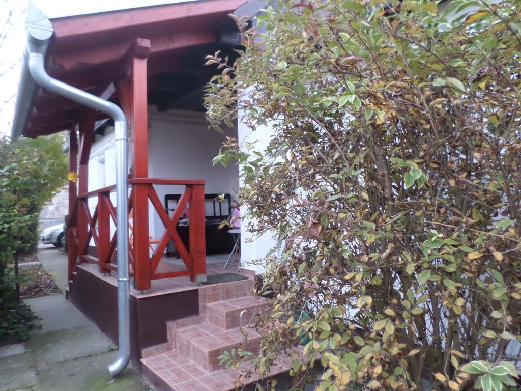 Villa Kerekparos Es Zarandok Vendeghaz Apostag Zimmer foto