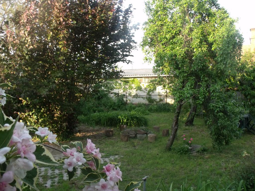 Villa Kerekparos Es Zarandok Vendeghaz Apostag Zimmer foto